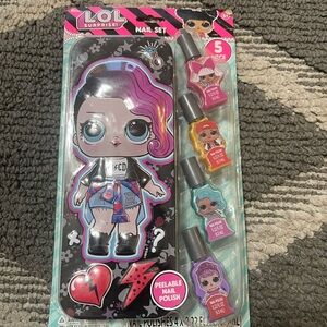 Lol nail polish set and storage case